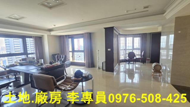 高雄前金大樓-2